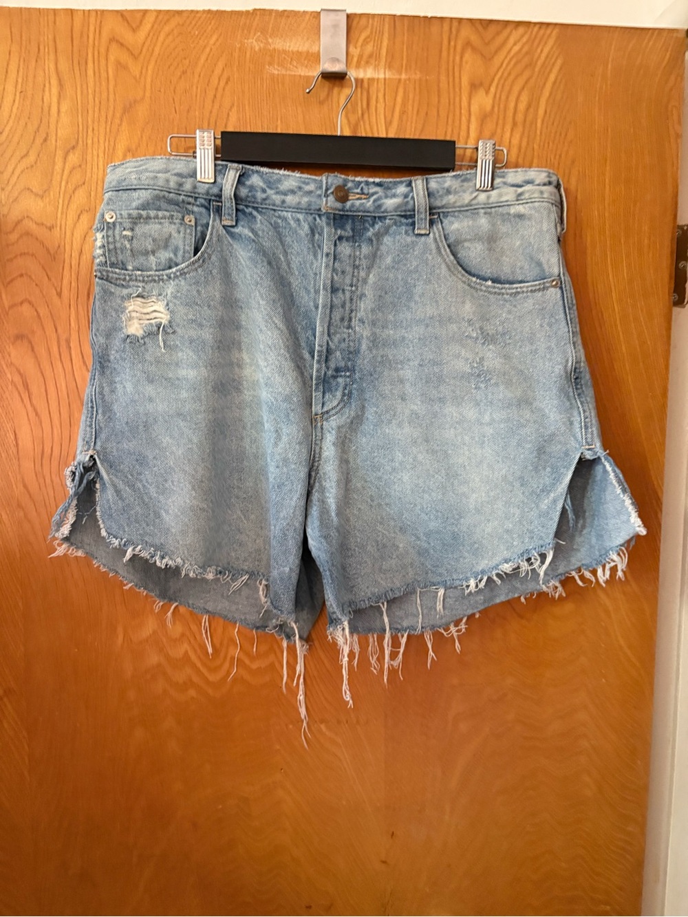 Free People we the Free Light Blue Distressed High-Rise Denim Shorts 31